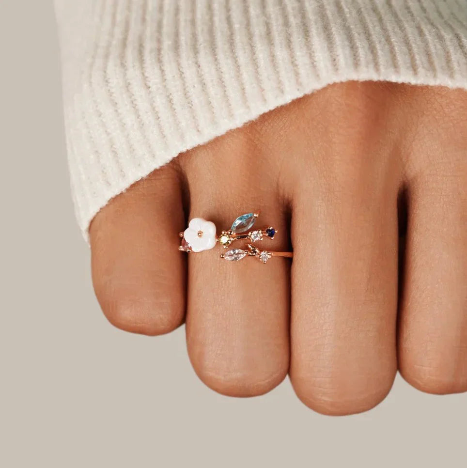 Kaia | Blossom Ring